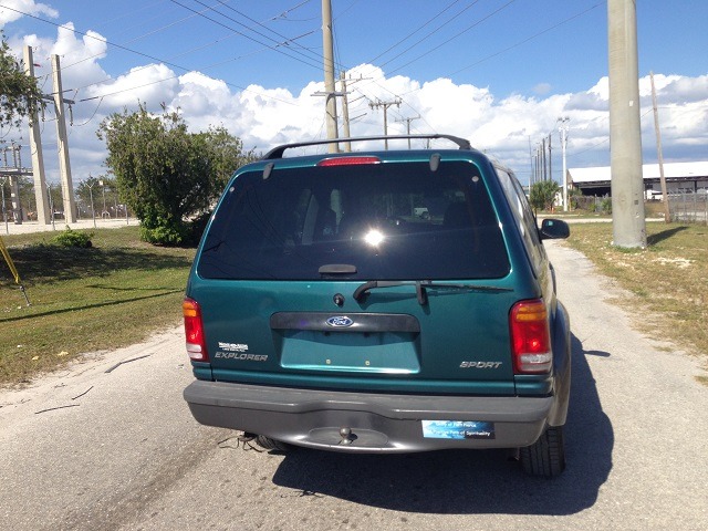 1998 Ford Explorer SLT 15