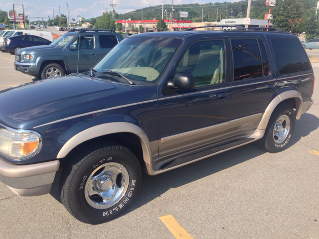 1998 Ford Explorer SLT Mega Cab 4WD