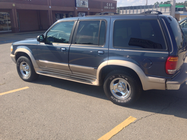 1998 Ford Explorer SLT Mega Cab 4WD