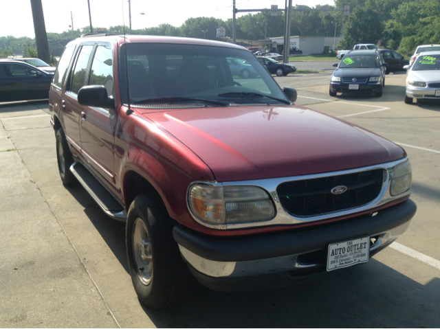 1998 Ford Explorer SLT Mega Cab 4WD