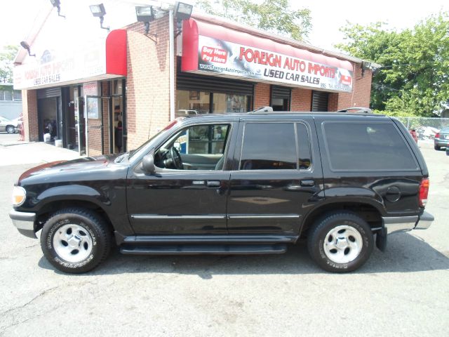 1998 Ford Explorer SLT Mega Cab 4WD