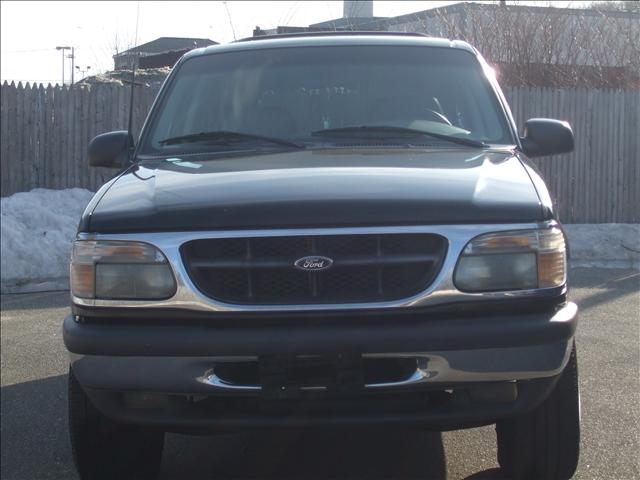 1998 Ford Explorer ESi