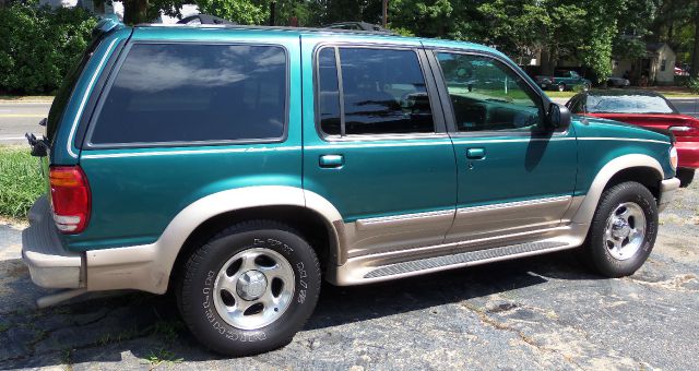 1998 Ford Explorer SLT Mega Cab 4WD