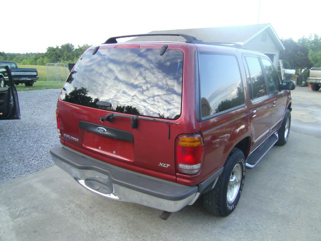 1998 Ford Explorer SLT Mega Cab 4WD