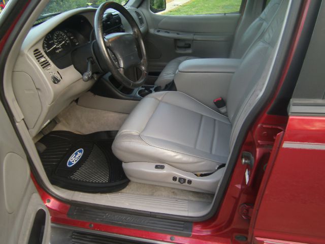 1998 Ford Explorer SLT Mega Cab 4WD