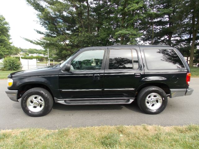 1998 Ford Explorer SLT Mega Cab 4WD