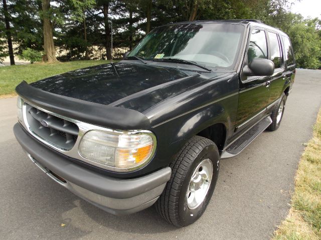 1998 Ford Explorer SLT Mega Cab 4WD