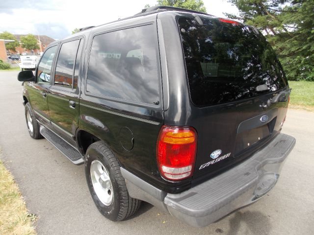 1998 Ford Explorer SLT Mega Cab 4WD