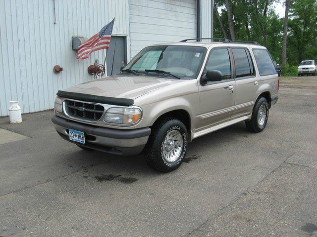 1998 Ford Explorer SLT Mega Cab 4WD