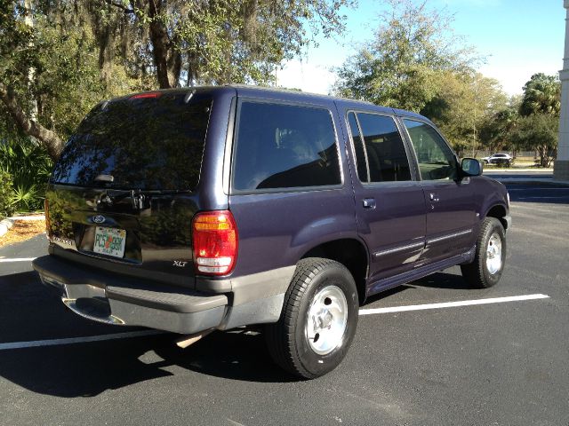 1999 Ford Explorer SL 4x4 Regular Cab