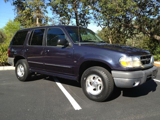 1999 Ford Explorer SL 4x4 Regular Cab