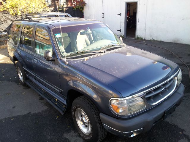 1999 Ford Explorer SL 4x4 Regular Cab