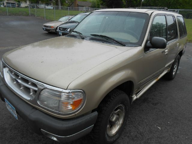 1999 Ford Explorer SL 4x4 Regular Cab