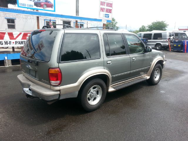 1999 Ford Explorer Service BODY