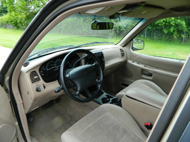 1999 Ford Explorer SL 4x4 Regular Cab