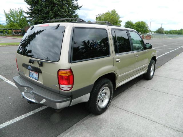 1999 Ford Explorer SL 4x4 Regular Cab