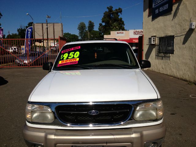 1999 Ford Explorer SL 4x4 Regular Cab