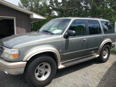 1999 Ford Explorer Service BODY