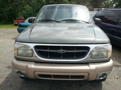 1999 Ford Explorer Service BODY