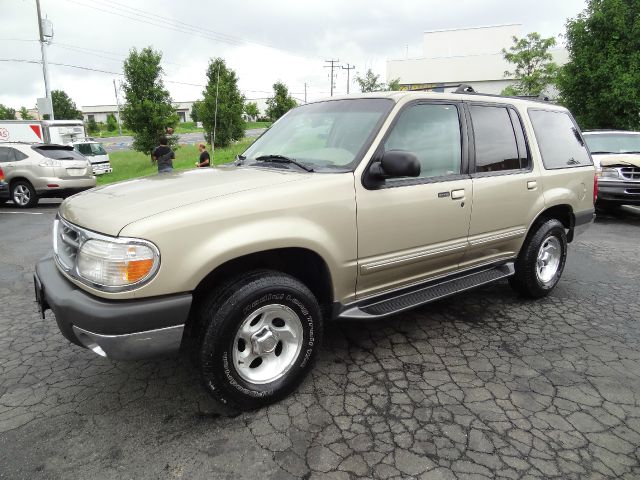 1999 Ford Explorer SL 4x4 Regular Cab