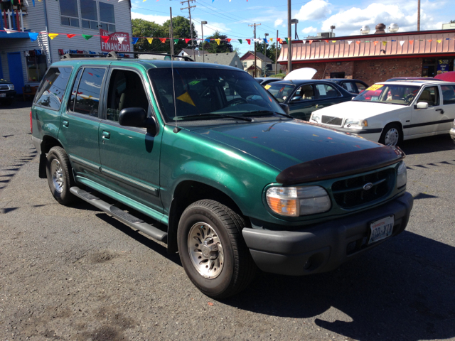 1999 Ford Explorer SL 4x4 Regular Cab