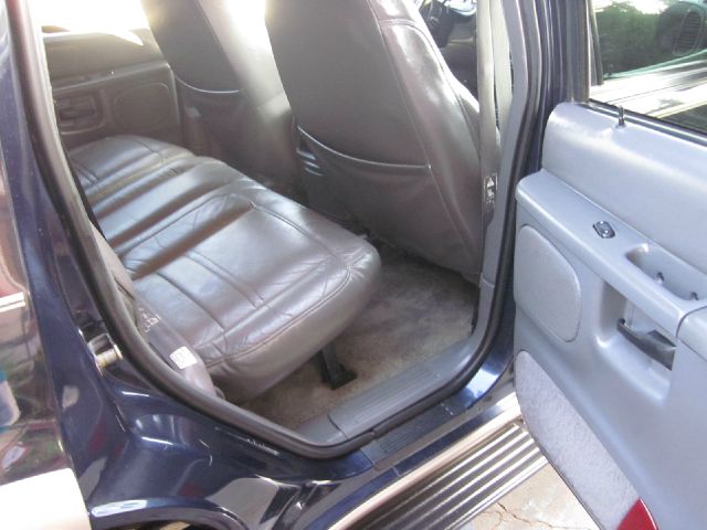 1999 Ford Explorer Service BODY