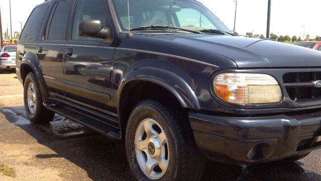 1999 Ford Explorer Super