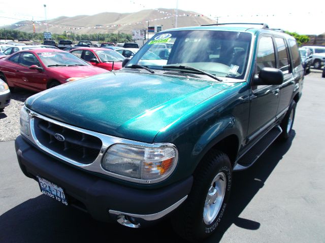 1999 Ford Explorer Crew Cab Short Box 2-wheel Drive SLE