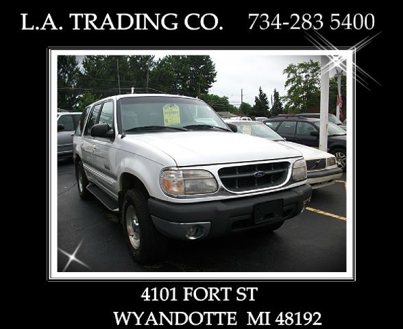 1999 Ford Explorer SL 4x4 Regular Cab