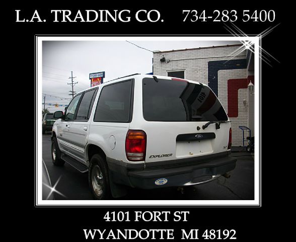 1999 Ford Explorer SL 4x4 Regular Cab