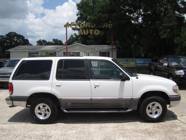 1999 Ford Explorer ESi