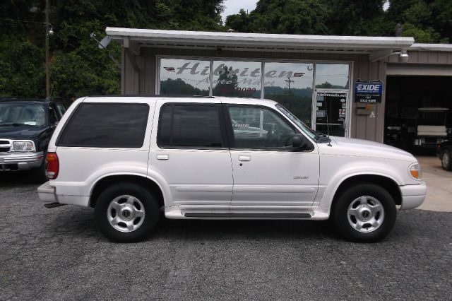 1999 Ford Explorer Super