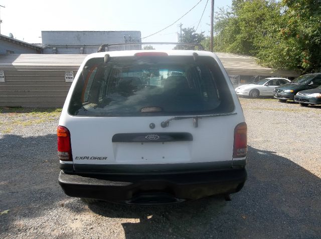 1999 Ford Explorer SL 4x4 Regular Cab