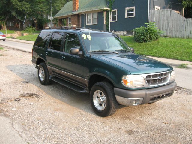 1999 Ford Explorer SL 4x4 Regular Cab