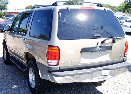 1999 Ford Explorer SL 4x4 Regular Cab