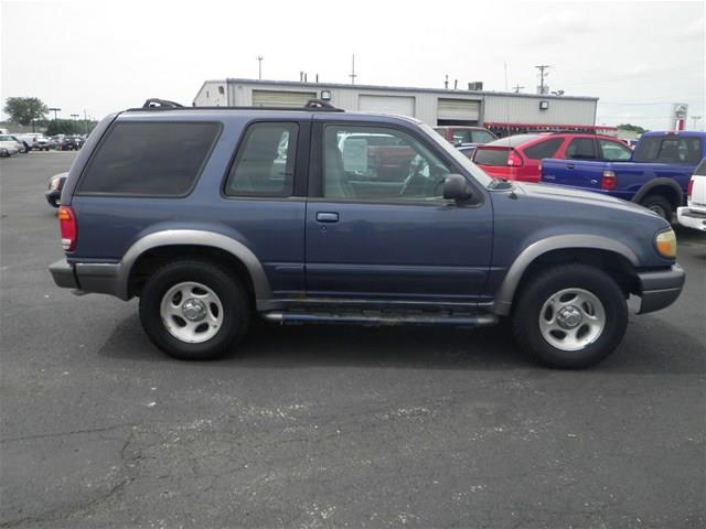 1999 Ford Explorer GSX