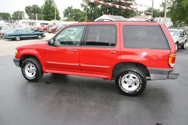 1999 Ford Explorer SL 4x4 Regular Cab