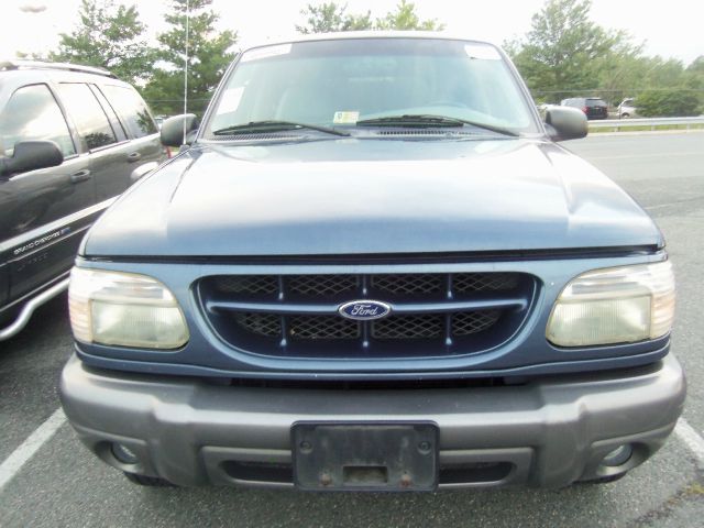 1999 Ford Explorer SL 4x4 Regular Cab