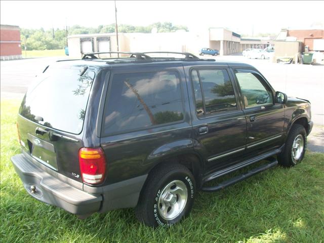 2000 Ford Explorer Sport 4WD