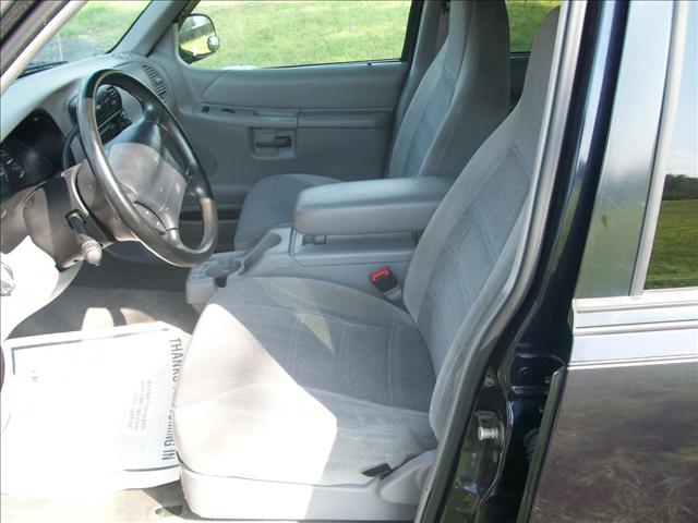 2000 Ford Explorer Sport 4WD