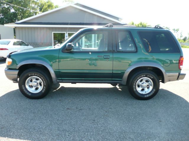 2000 Ford Explorer Reg Cab 159.5 WB C5B