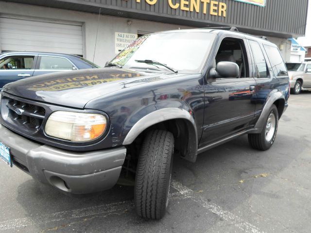 2000 Ford Explorer Reg Cab 159.5 WB C5B