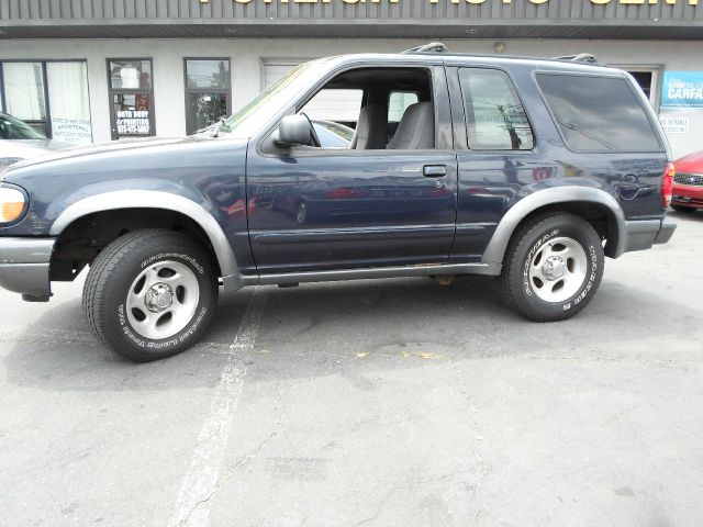 2000 Ford Explorer Reg Cab 159.5 WB C5B