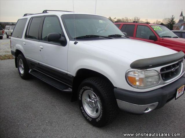 2000 Ford Explorer SL 4x4 Regular Cab