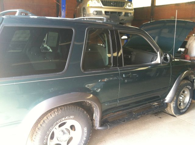 2000 Ford Explorer Reg Cab 159.5 WB C5B