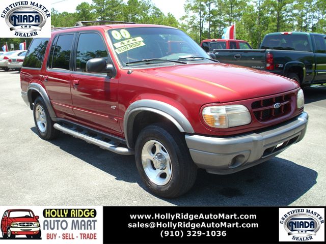 2000 Ford Explorer SL 4x4 Regular Cab