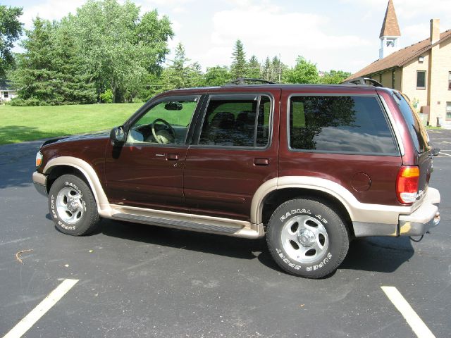 2000 Ford Explorer SL 4x4 Regular Cab