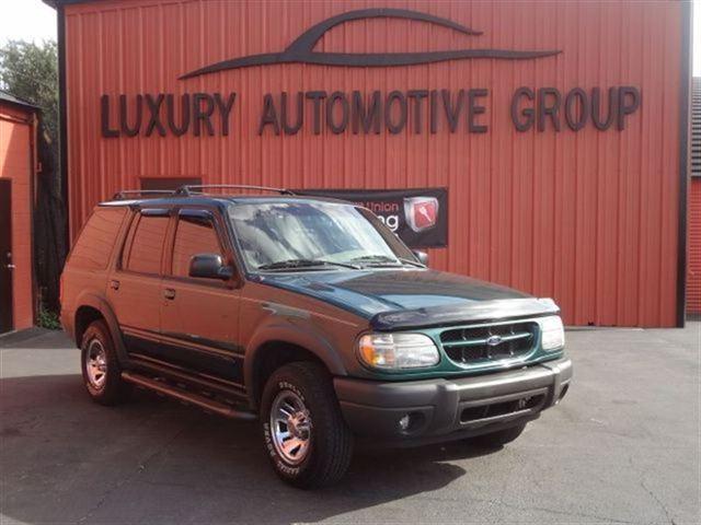 2000 Ford Explorer Sourvivor Seris