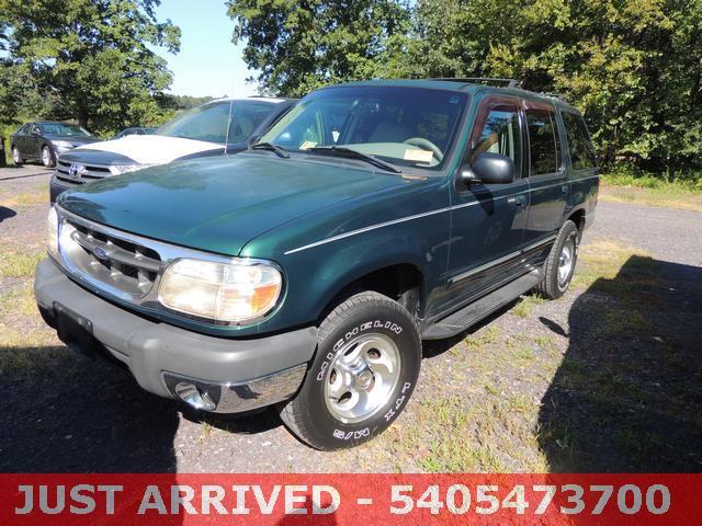 2000 Ford Explorer ESi