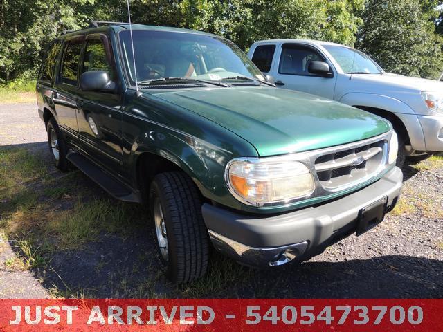 2000 Ford Explorer ESi